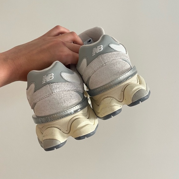 New Balance // 9060 Sneakers - Picture 6 of 8